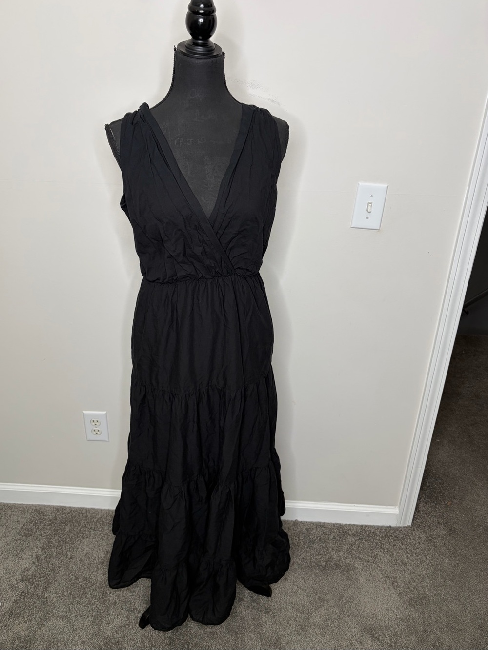 Classic Boston proper Black Sleeveless V-Neck summer ruffle flowy Maxi Dress